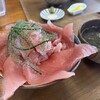 つなや食堂