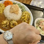 ビリヤニレストラン ミラ - 左腕のお供と