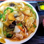 大学食堂 - 料理写真:あんかけ焼きそば！普通盛でもかなりのボリューム！