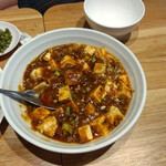 シンガポール発 小籠包と餃子の専門店 ジンホア - 