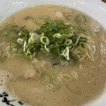 長浜ラーメン 喜樂屋 - 見た目さっぱり、旨みはバッチリ