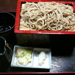 Teuchi Udon Soba Onjaku - 下のせいろにも！二倍量