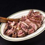 带骨肋眼牛排 斧头牛排