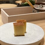 鮨 侑じ - 白身魚と海老のカステラ