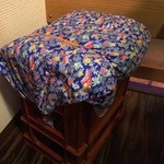 ひやみかち - ビールケースの椅子