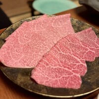 北新地しゃぶしゃぶすき焼き きらく - 特選黒毛和牛ハネシタ・極上黒毛和牛もも