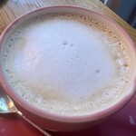 アマンド - カフェオレ（ホット）