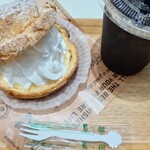 FUJIYA CONFECTIONERY/milky70 since1951 - 料理写真:窯焼き W シュー308円△アイスコーヒー 330円