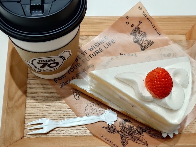 FUJIYA CONFECTIONERY/milky70 since1951 ららぽーと立川立飛店