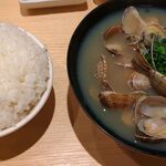 天ぷらまきの 新宿三井ビル - おかわり無料ご飯と特大サイズなアサリ味噌汁