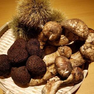 ディナーでは、こだわりの和牛を味わえるコースをご用意