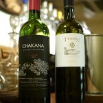 h Manjee Bowaru Nagao - CHAKANA 2011 Malbec ／TENORES 2009　