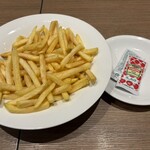 デニーズ 東習志野店 - 山盛りフライドポテト 100円(ブロンズステージ特典クーポン利用)