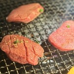 焼肉 坂の途中 - 