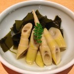 お酒・お惣菜・和食 竜田屋 - H.26.10.26.昼 破竹とワカメ