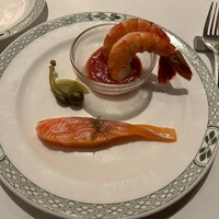 ロウリーズ・ザ・プライムリブ 大阪 - 