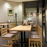 神田きくかわ - テーブル席