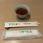 神田きくかわ - お茶、箸、おしぼり
