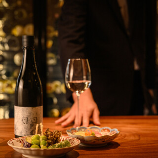 唎酒師が選び抜いた一杯と、極上の天婦羅を