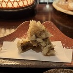 たでの葉 - 天然アカヤマドリダケの天ぷら