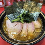 家系総本山 吉村家 - 