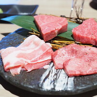 近江うし 焼肉 にくTATSU 青山本店 - 