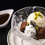 巧克力软糖圣代