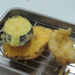 天ぷらのひらお - 安納芋と白身魚