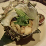 暖 - サザエ 炭火焼で