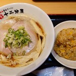 熟成醤油ラーメン 十二分屋 - 