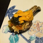 鮓 きずな - 生いくら、岩海苔、今治の赤ウニ