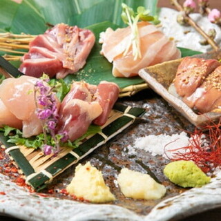 【難波×鶏料理】鮮度自慢の朝引き鶏と大山地鶏を使用した逸品