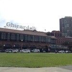 Ghirardelli Chocolate - シスコでも一際目立つ外観