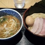 麺屋一燈 - 実は、ノリも結構おいしかった（笑）