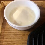 ゆるり 中華食堂 癒食同源 - 本日のデザートはミルキーな味わいの杏仁豆腐