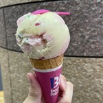 サーティワンアイスクリーム - 料理写真:ポッピングミルキー❤︎