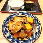 はかた天乃 - 鯛のあら炊き定食