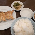 中華料理 餃子の店 三幸園 - 