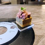 RESTAURANT SALT - アミューズ『茄子×砂肝』