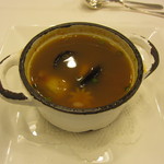 ヴァンセーヌ - ５８００円コースのブイヤベース。こちらの名物料理のようです。