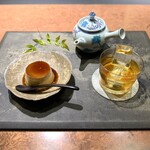 一笑 - ・金沢小町のプリン
            ・BOTTO! 忍者氷