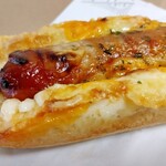 トイット Tiny Bakery - ポークフランク