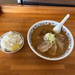 らーめん 大雅 - "味噌チャーシューめん"1,230円&"ライス"130円♪