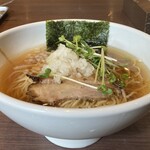 まかない へきる - 淡麗煮干し醤油そば