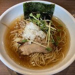 まかない へきる - 料理写真:淡麗煮干し醤油そば