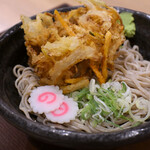 十割蕎麦 さがたに - 料理写真:天ぷらそば(冷)@税込650円