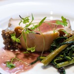 美味いもん屋 わ多なべ - 2025.9 地物煮鮑 空芯菜 鰹出汁と赤ワインとジャージーバターのソース