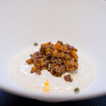 美味いもん屋 わ多なべ - 2025.9 米沢牛の冷製麻婆豆腐（豆腐は裏漉してエスプーマ）