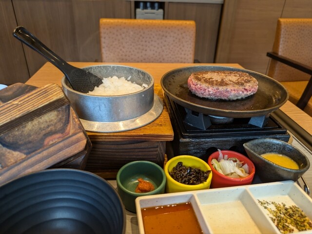 Kamadaki Gohan to Hamburger Steak Taichi Shokudo Tokushige Ten photo 2