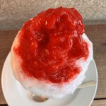 テルツォ テンポ - 真っ赤なすももかき氷